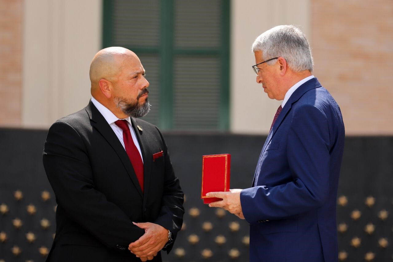 Albanian Minister of Interior presents the Medal of Honor to a DSS special agent who has worked closely with the Albanian State Police on transnational criminal investigations, Tirana, Albania, on June 25, 2020. (U.S. Department of State)
