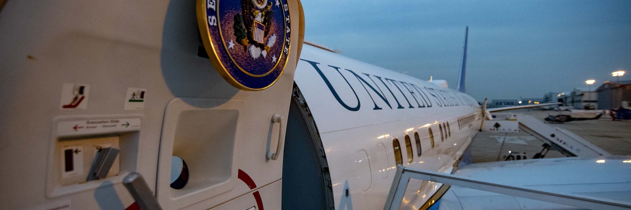 U.S. Secretary of State prepares to depart Beirut en route to Washington, D.C., on March 23, 2019. [State Department photo by Ron Przysucha/ Public Domain]
