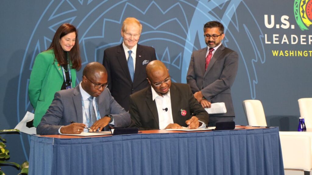 Assistant Secretary Medina at the U.S. Africa Leaders Summit Artemis Accords signing for Nigeria and Rwanda.