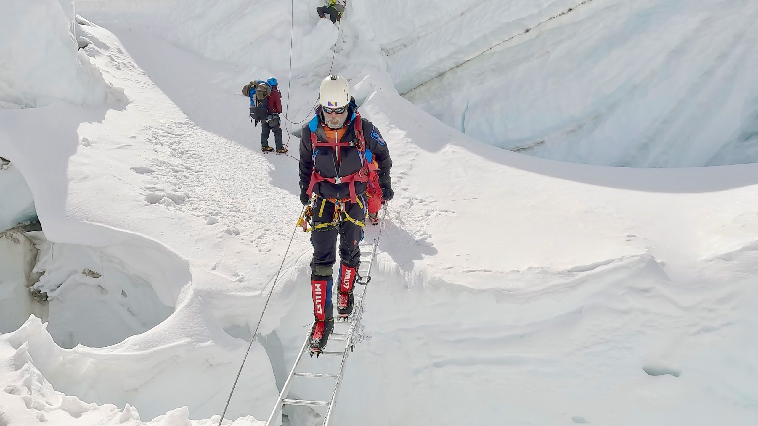 FSNI Everest Photo-004